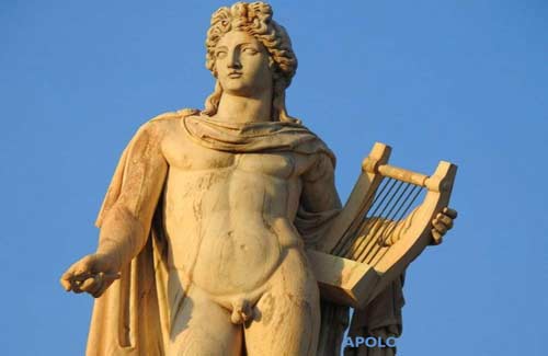 A Dominação Masculina e a crise de Virilidade.  Um deus homossexual.
